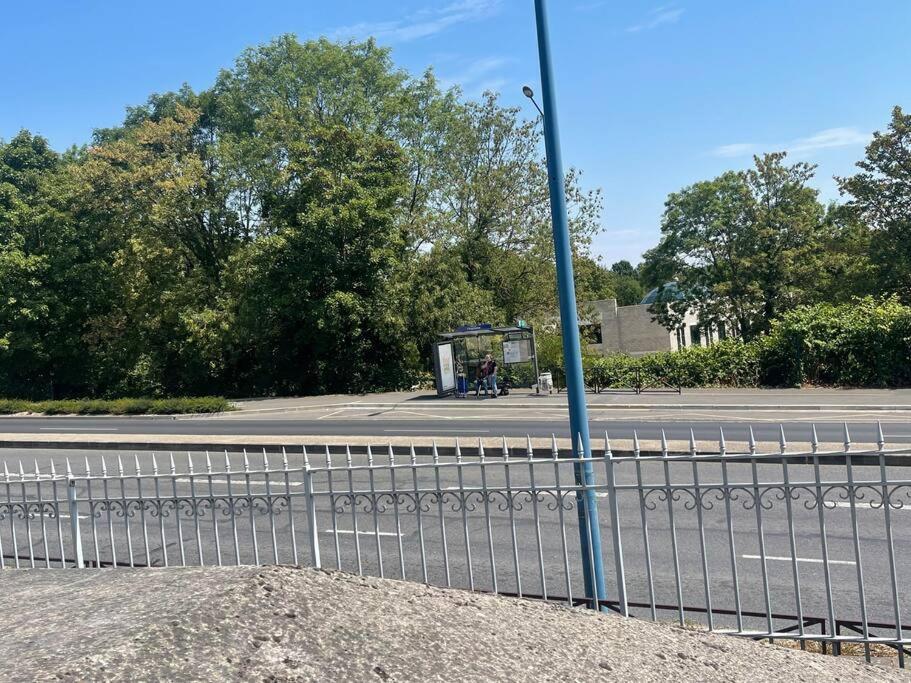 F3 Entier J - Proche Roissy-Villepinte-Paris Villiers-le-Bel Exteriör bild